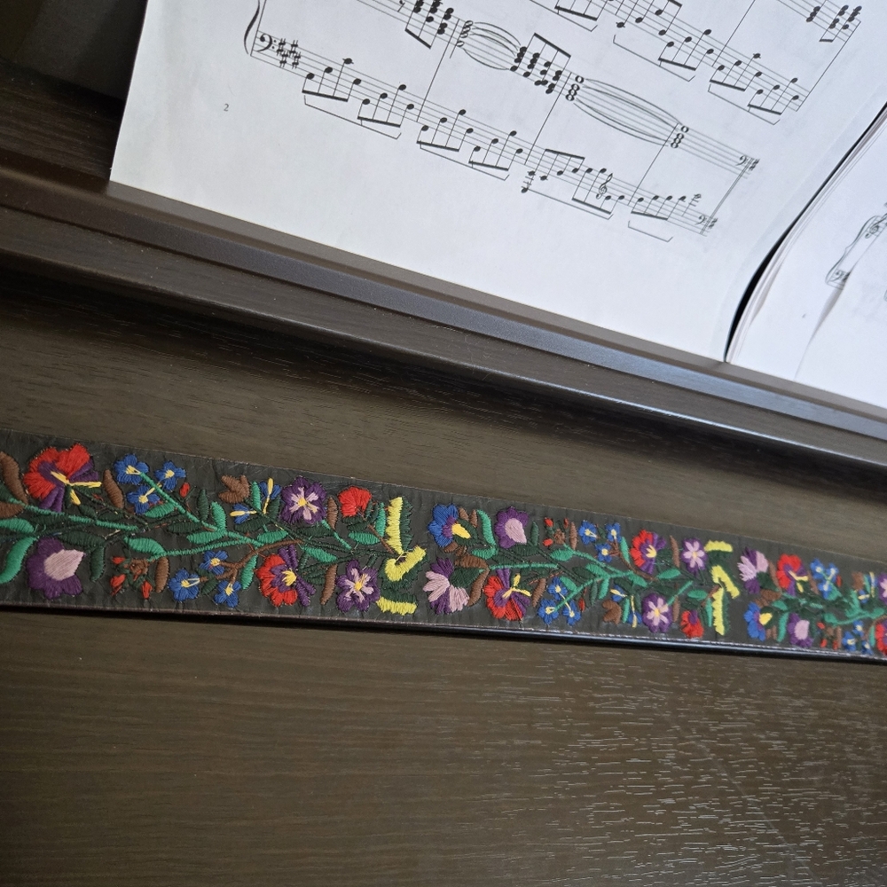 Lucky Brand Embroidered Floral Leather Belt 35 - Picture 4 of 6